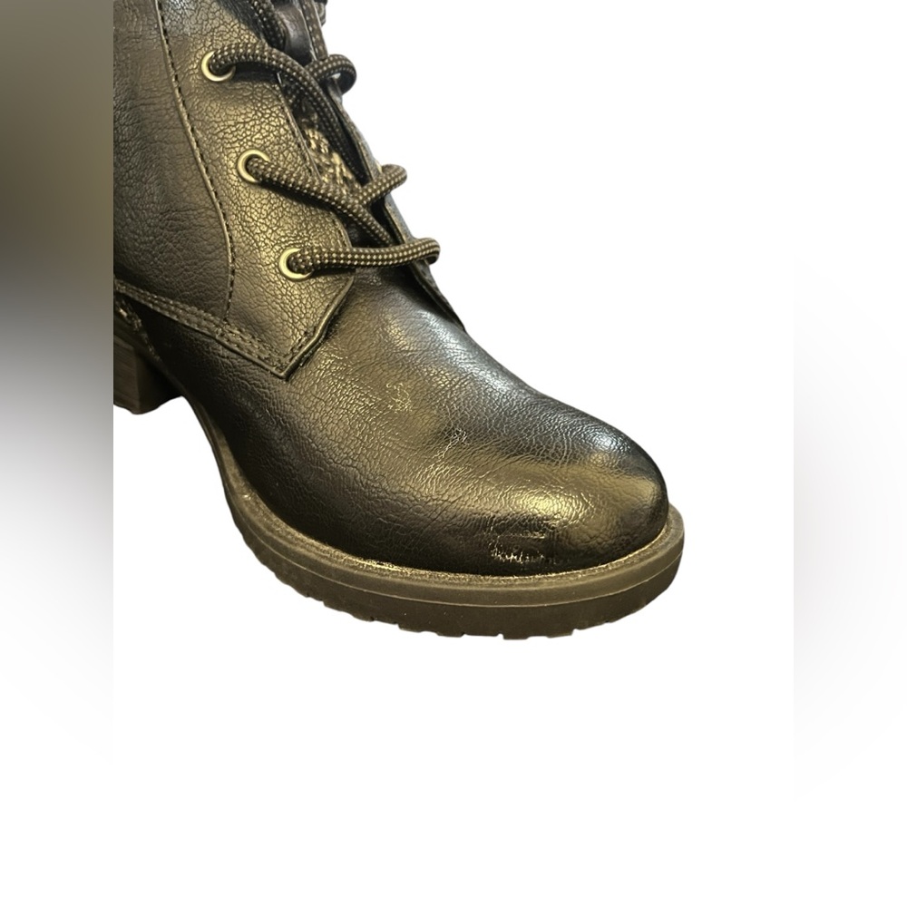BLK Leader Bootie Baretraps